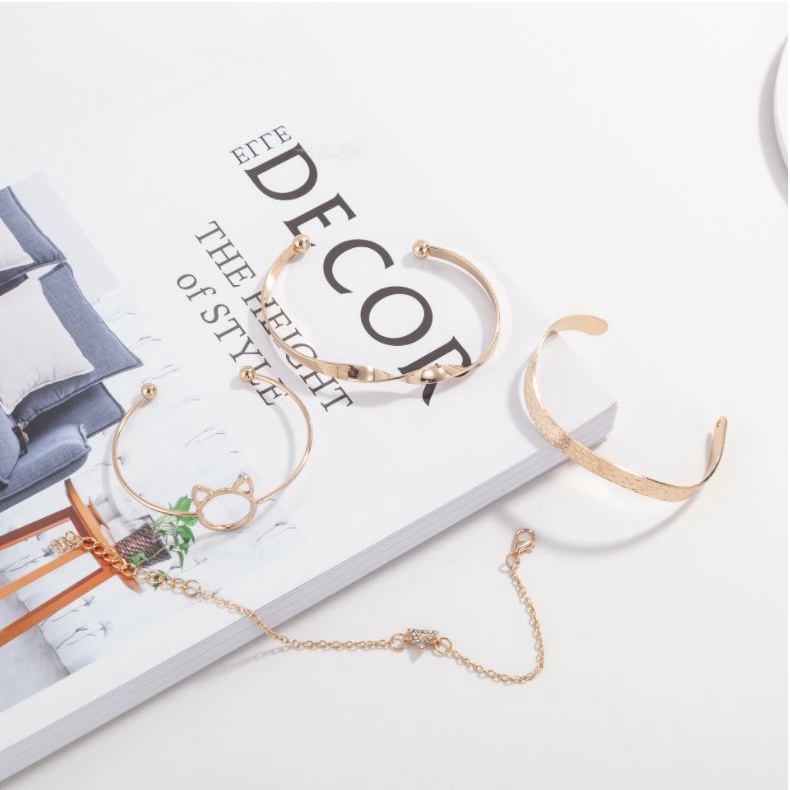 Bộ Lắc Tay 4 Món Cá Tính Phong Cách Hiện Đại 2M48