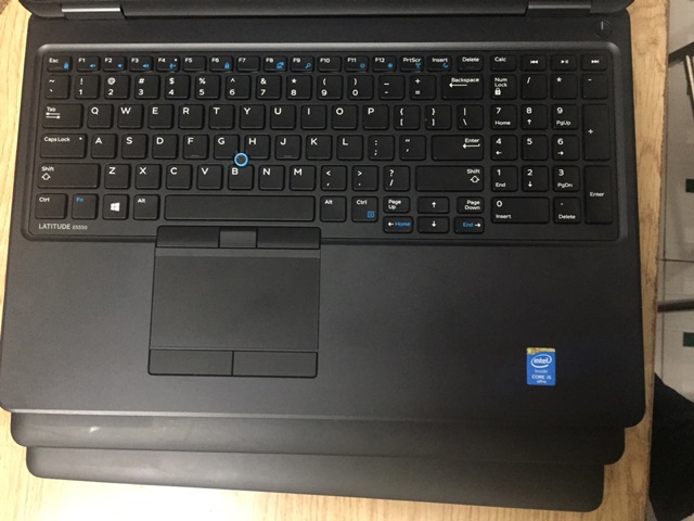 LapTop Dell E5550 - i5 genk5 / 5300U / 8G / ssd 256G / Màn 15.6” Full HD cảm ứng / Hàng mỹ zin 100% | BigBuy360 - bigbuy360.vn