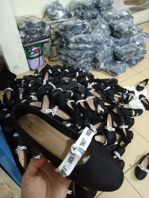 Giày búp bê len tăm chữ mới