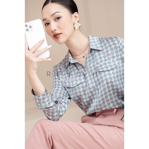 Áo họa tiết nơ