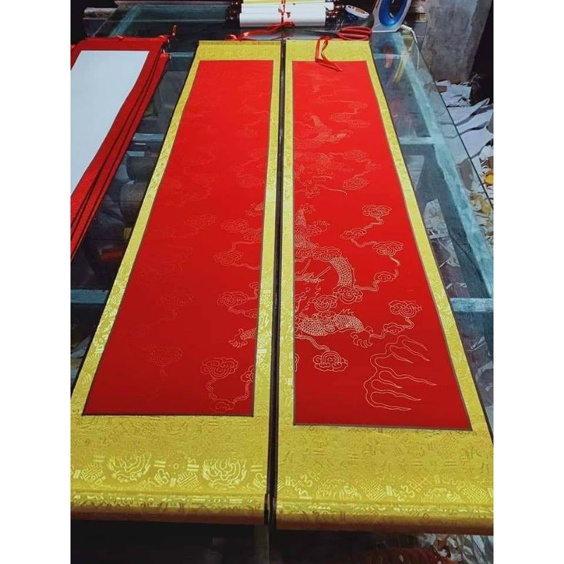 Biểu câu đối bo lụa viết thư pháp