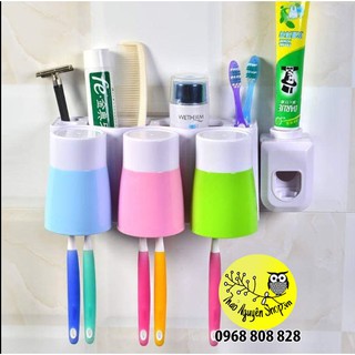 Bộ nhả kem đánh răng 3 cốc-t3b3
