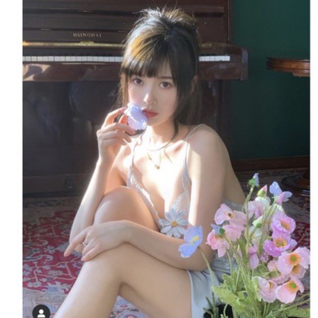 Váy Ngủ Lụa Cao Cấp Phối Ren Ngực 7818 | BigBuy360 - bigbuy360.vn