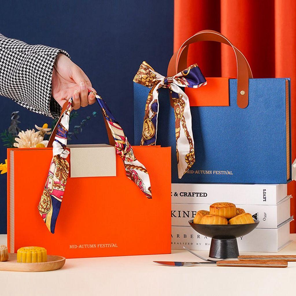 Hộp Đựng Bánh Quy 6 Ngăn Sang Trọng Có Tay Cầm