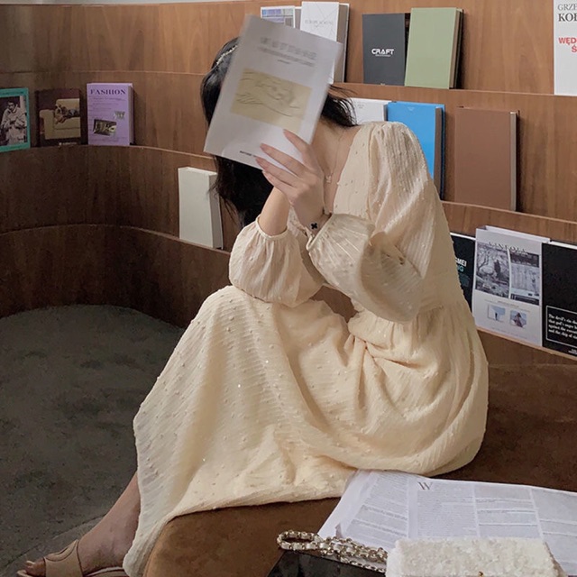 Váy thiết kế dáng dài lấp lánh óng ánh