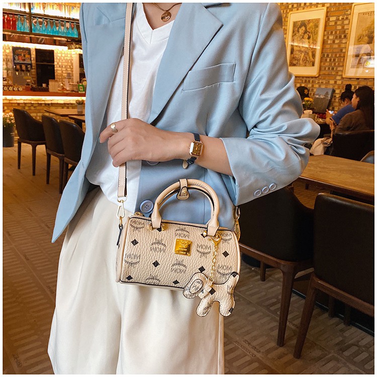 HOÀN XU - FREESHIP _ Túi đeo chéo , túi xách nữ hình trống kèm móc khoá hình ngựa đáng yêu