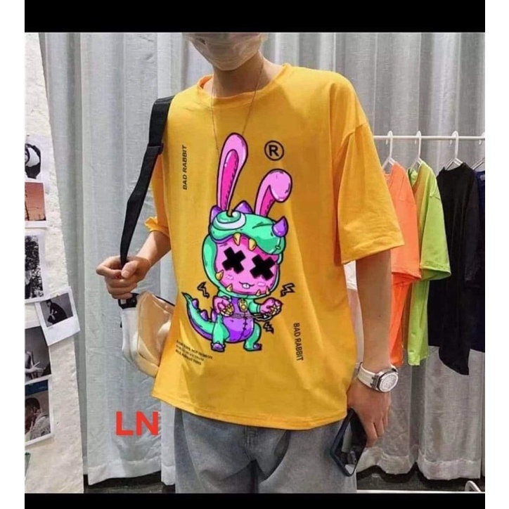 Áo phông thỏ hồng mũ xanh mắt X DA6