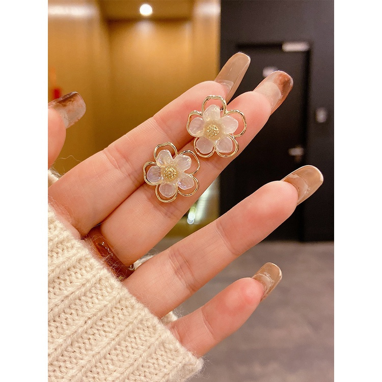 Khuyên Tai Hình Bông Hoa Phong Cách Vintage Dành Cho Nữ