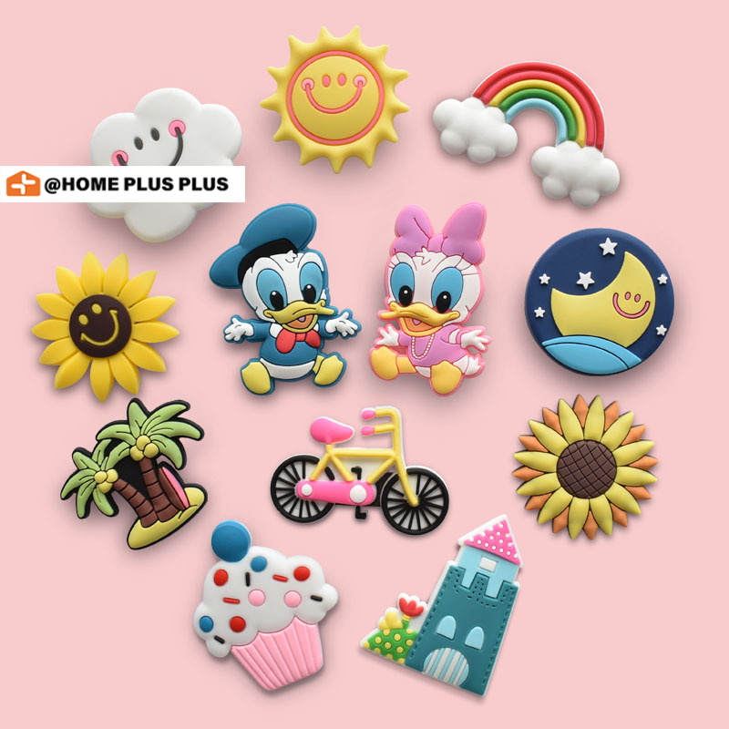 12pcs Disney Duck Three-dimensional Refrigerator Magnet Magnet Cute Children Early Education Toy Magnet Small Gift