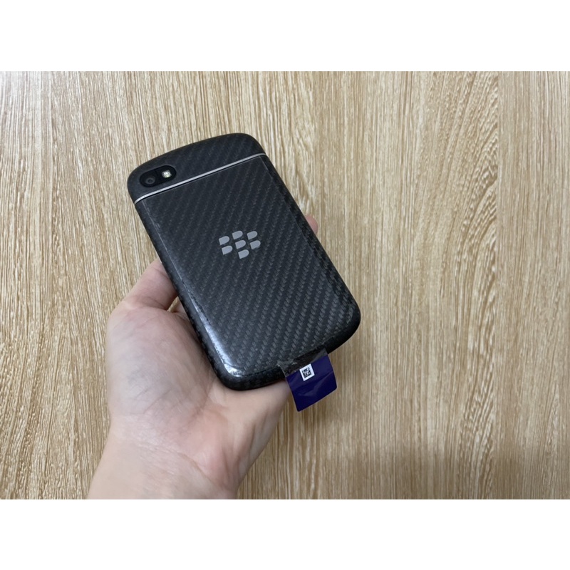 Điện thoại Blackberry Q10 đã qua sử dụng zin chính hãng