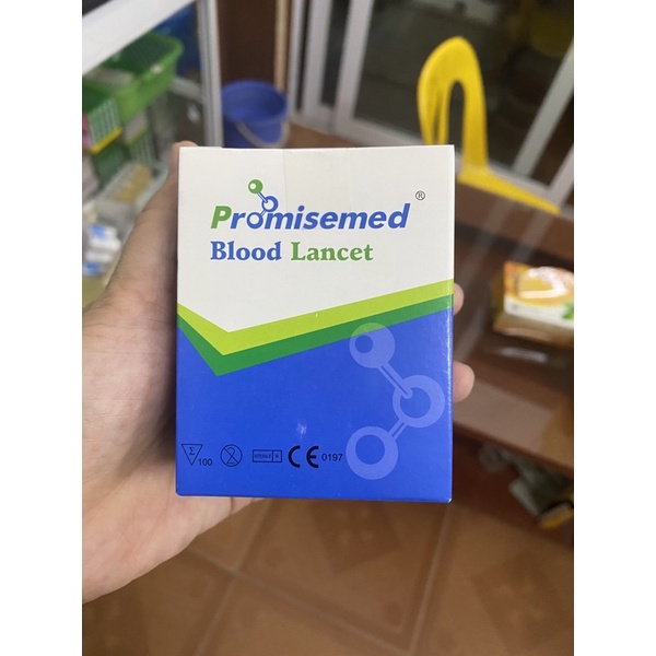 ✅✅Kim Lấy Máu hộp 100 cái