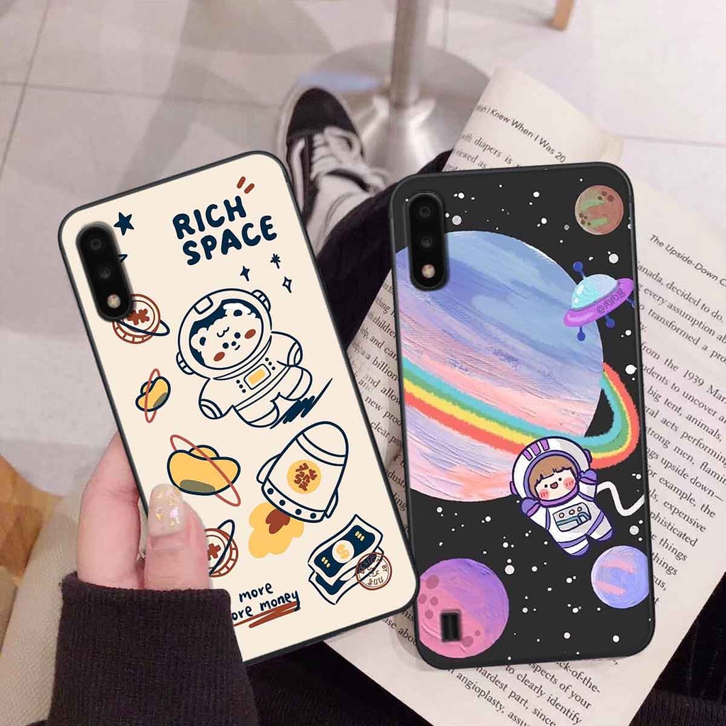 Ốp Samsung A01 / A02 in hình vũ trụ, phi hành gia bầu trời cute dễ thương