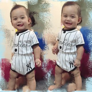 Set bóng chày cho bé