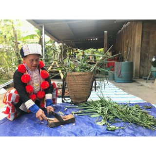 Bột tắm sau sinh dân tộc Dao Mộc Nhan Natural