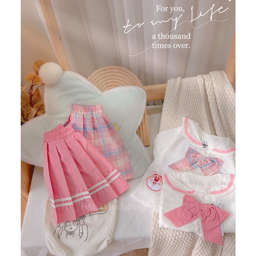 Set váy hồng học sinh 2 túi gấu bé gái