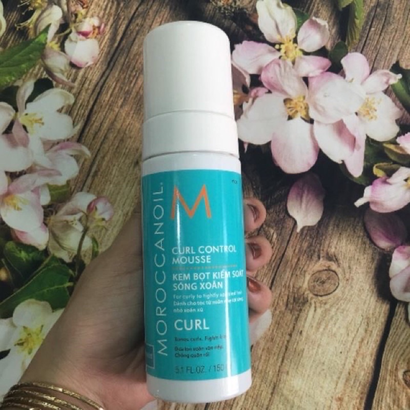 MOUSSE TẠO KIỂU VÀ KIỂM SOÁT SÓNG XOĂN CHO TÓC MOROCCANOIL 150ML