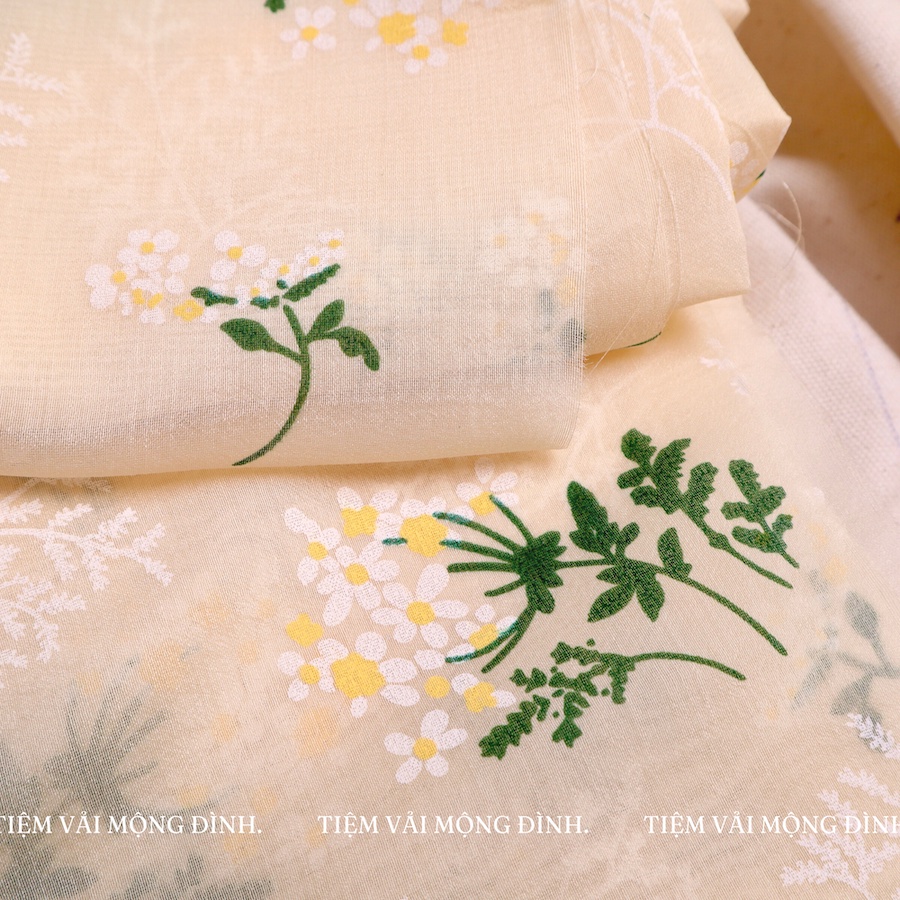 Vải Voan Hoa Màu Kem Rất Xinh