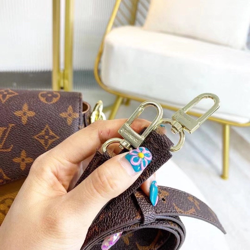 Túi lv hàng full box  nam châm