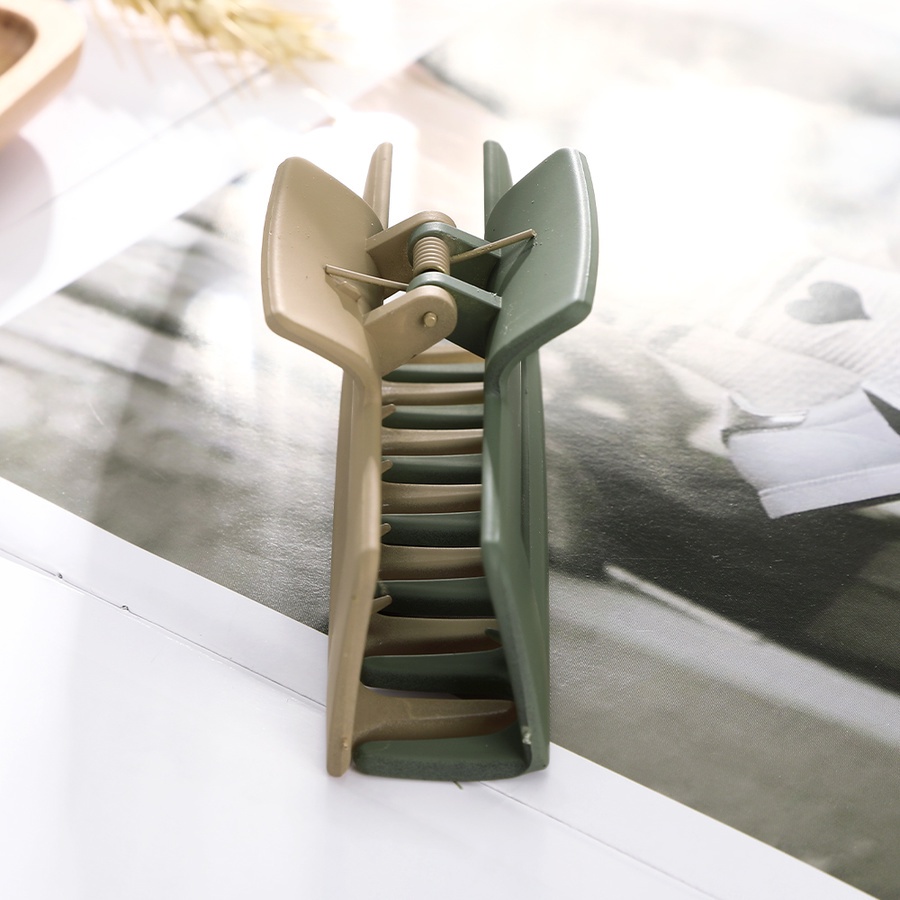 Kẹp tóc nhựa phong cách vintage thời trang cho nữ