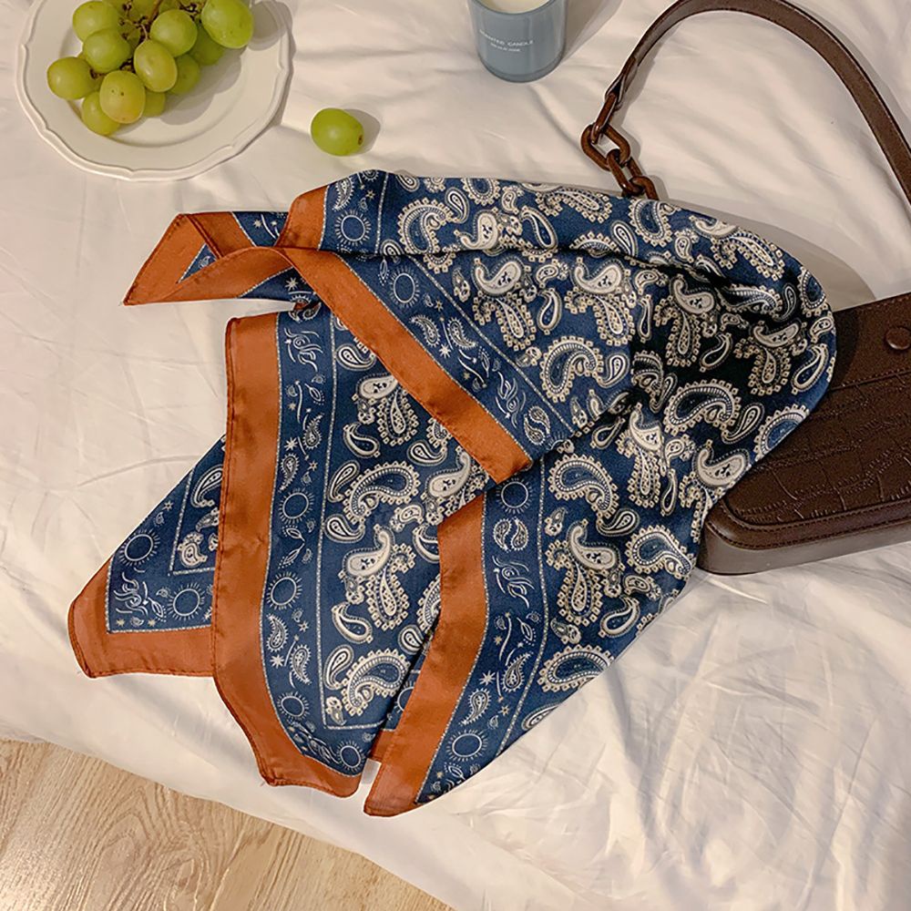 Khăn choàng cổ hình vuông bằng lụa nhiều họa tiết thời trang đi biển sang trọng cổ điển cho nữ