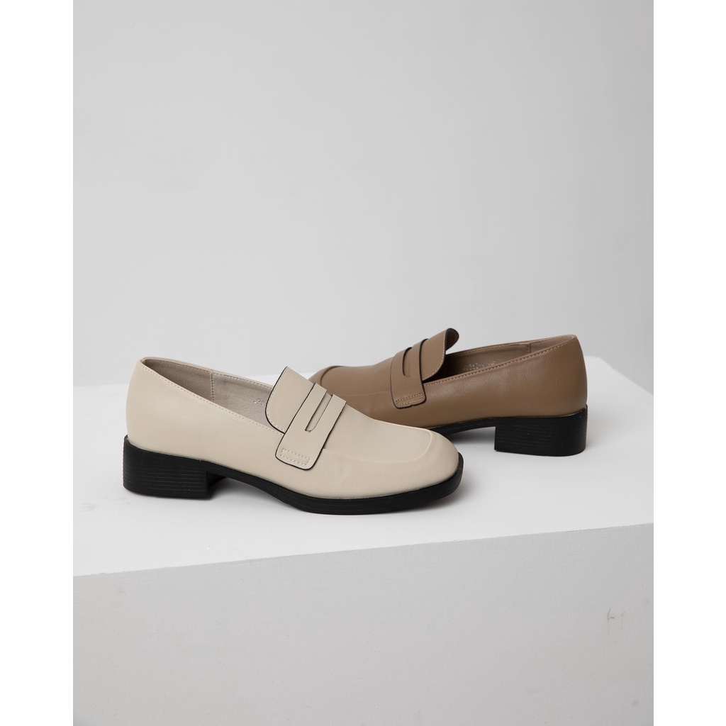 Loafer mũi vuông, da mềm trơn lì, đế cao 3cm - 250222002