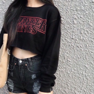 Áo Croptop tay dài hót chữ stranger thing hót