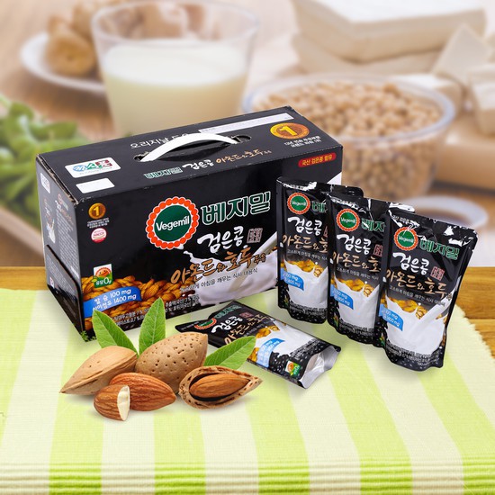 1 thùng sữa óc chó hạnh nhân đậu đen Hàn Quốc(thùng 20 túi x 190ml)
