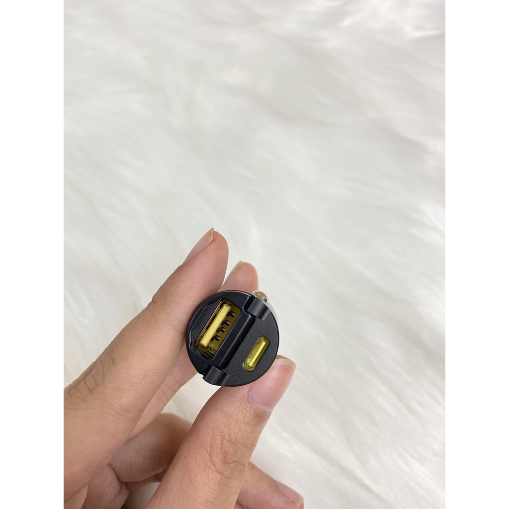 Tẩu sạc nhanh trên ô tô PISEN cổng USB 18W &amp; Type-C 30W, model: LP-CC34 - Hàng chính hãng