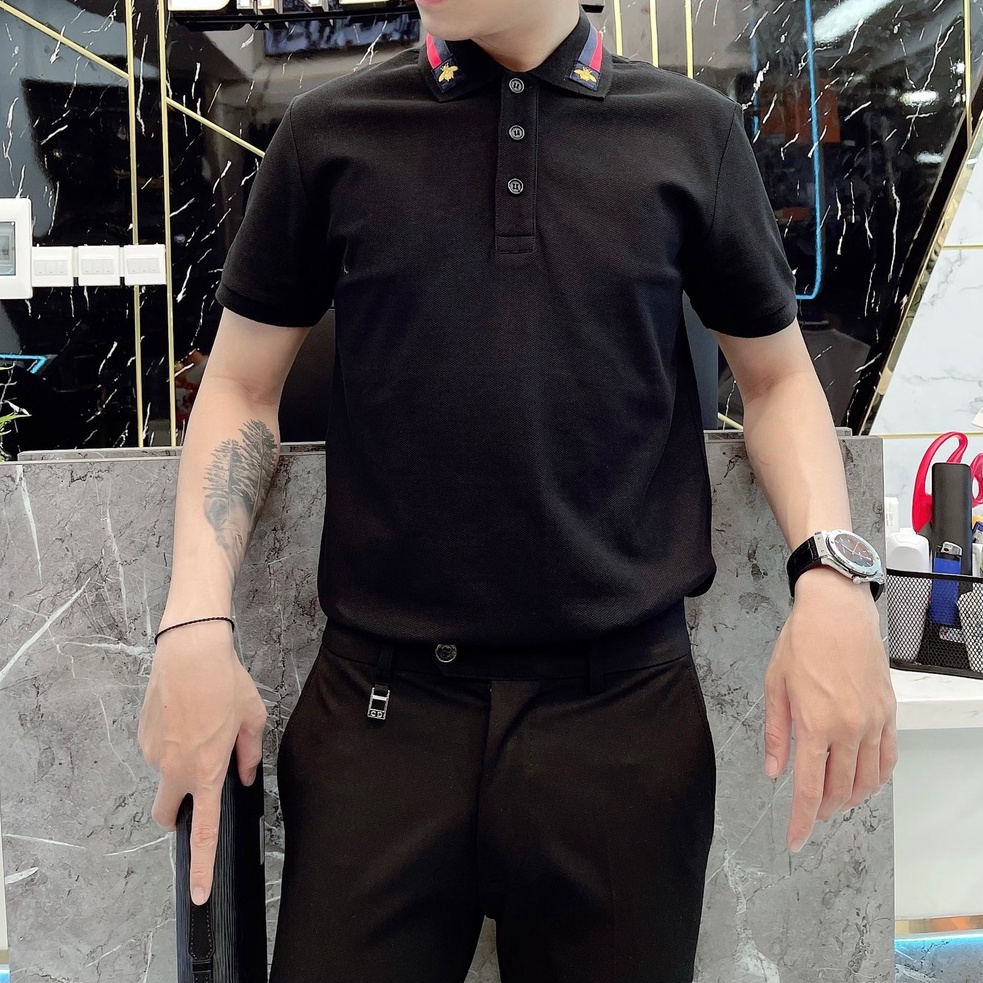 Áo polo Gucci Original thêu ong check cổ LA 2022 on web