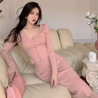 Retro knitted skirt women's autumn and winter high waist tight show thin buttocks skirt 2020 new pink medium length skirt