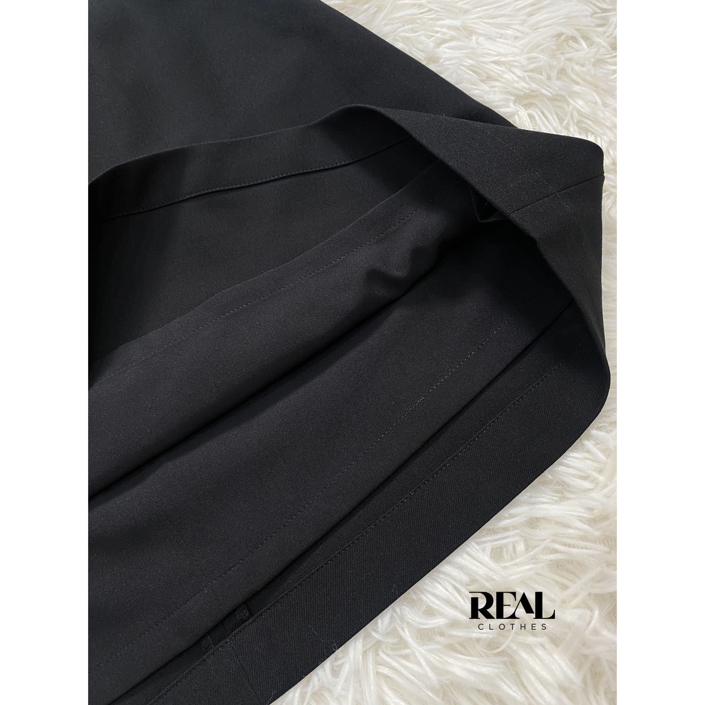 Váy form chữ A cơ bản màu đen có túi có lót ít nhăn