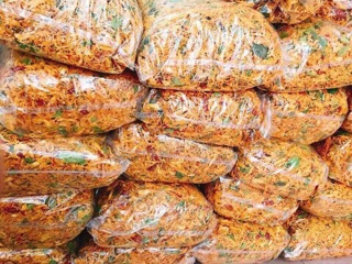 1KG KHÔ GÀ LÁ CHANH