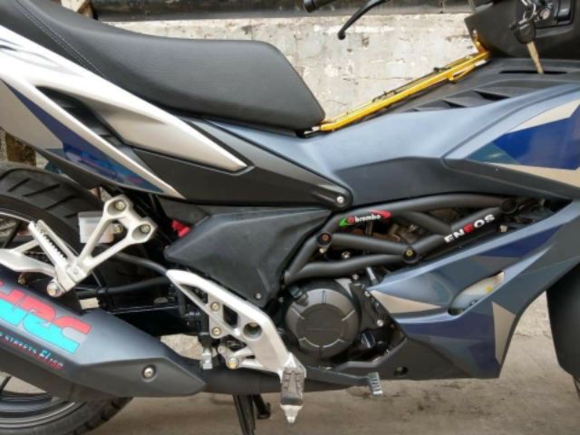 Ốp sườn / ốp hông Winner X