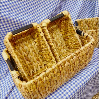 Sọt bèo quai gỗ đựng đồ tiện dụng, sọt đựng đồ vintage scandinavian, sọt bèo mix quai gỗ để bàn