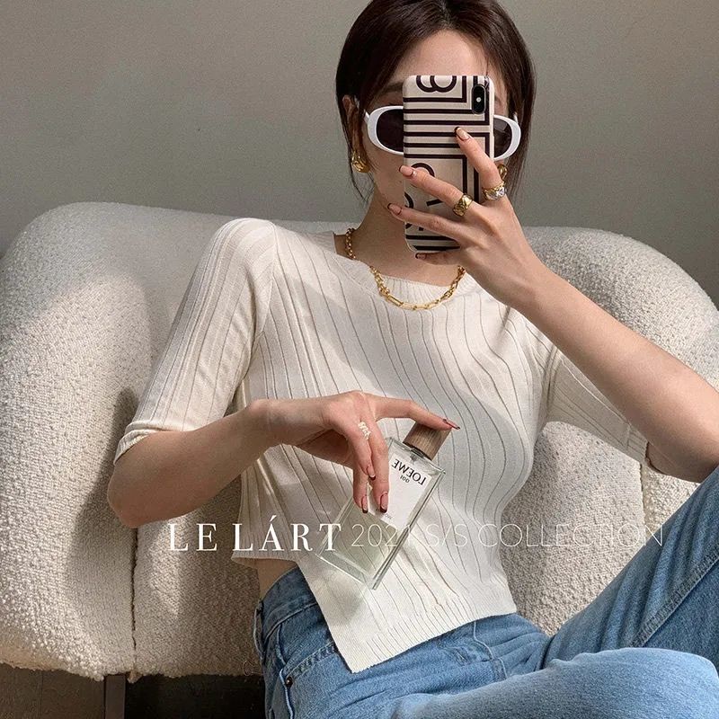 Áo Dệt Kim Tay Ngắn Màu Trơn Thiết Kế Xẻ Tà Thời Trang Mùa Hè Mới Cho Nữ