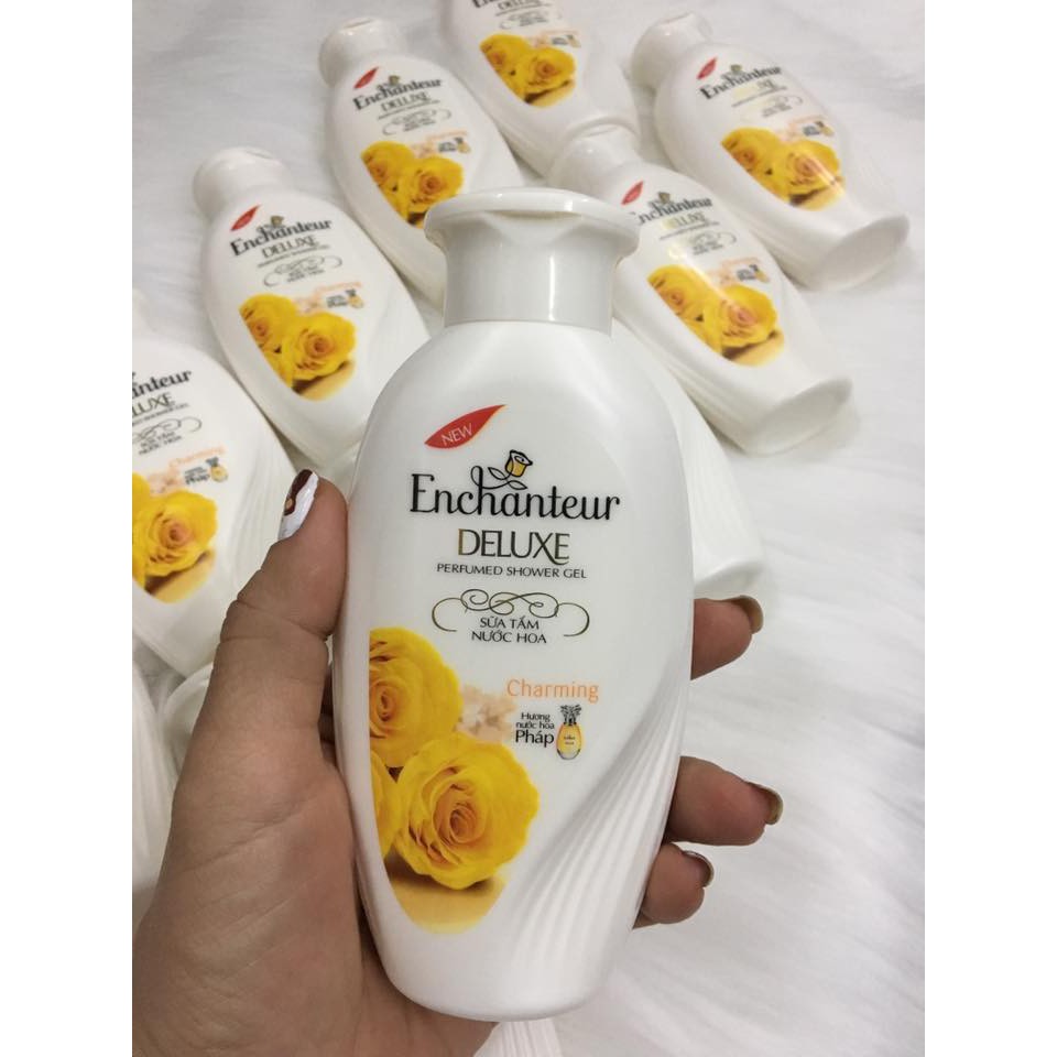 Sữa Tắm Trắng Và Dưỡng Ẩm Enchanteur Charming (hàng tặng 60g)