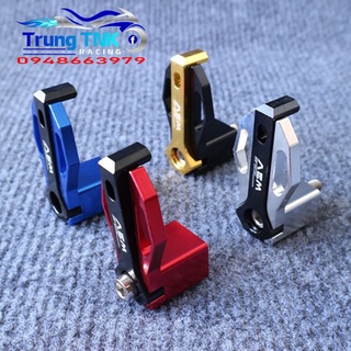 Móc treo đồ nhôm AEM gắn xe máy.