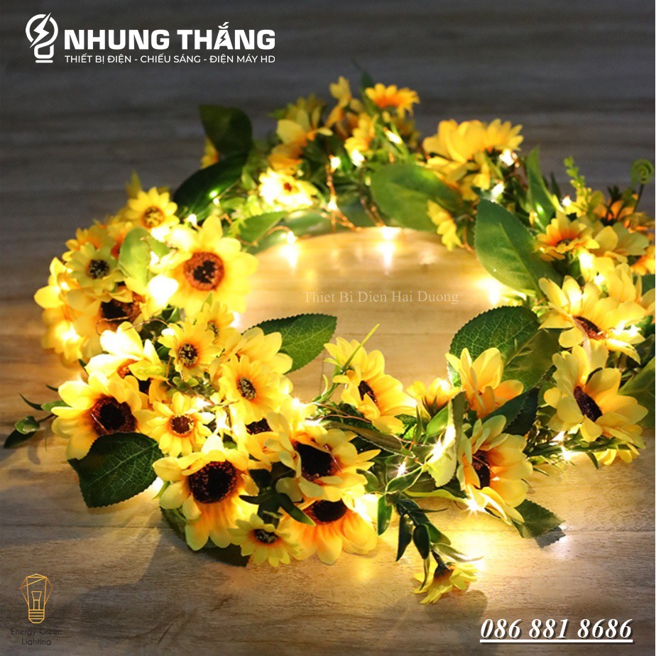 [ Nhiều Mẫu ] Vòng Hoa Treo Trang Trí Giáng Sinh Có Đèn -  Đường Kính 30cm,40cm - Chuyên Trang Trí Các Sự Kiện -Tặng PIN