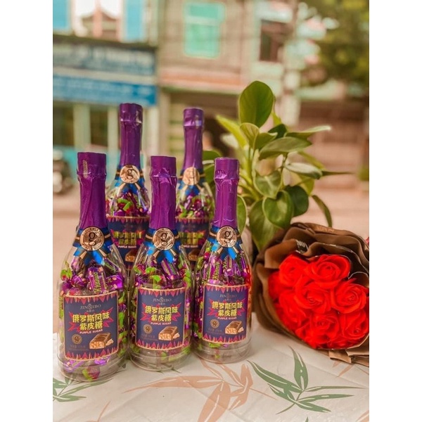 [NEW]Một chai kẹo sô cô la hình chai rượu Jinsibo Hongkong chai 290/320gam❤️