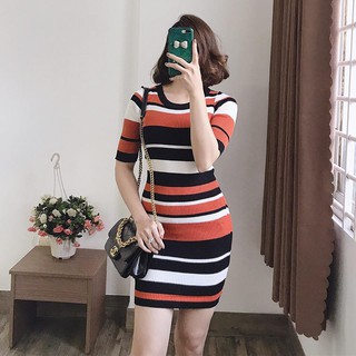 Đầm len sọc tay lỡ