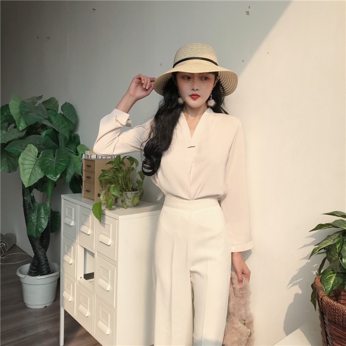 ÁO SƠ MI CỔ V ULZZANG | BigBuy360 - bigbuy360.vn