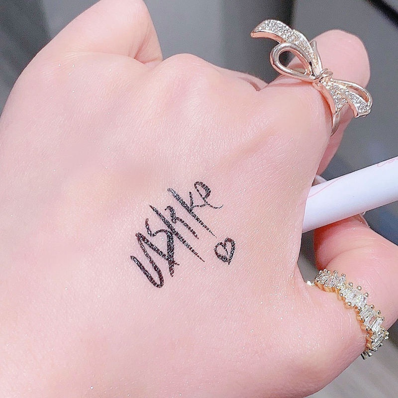 Bộ 2 Bút Kẻ Mắt Chống Thấm Nước Và Mồ Hôi Mềm Mịn Uslike