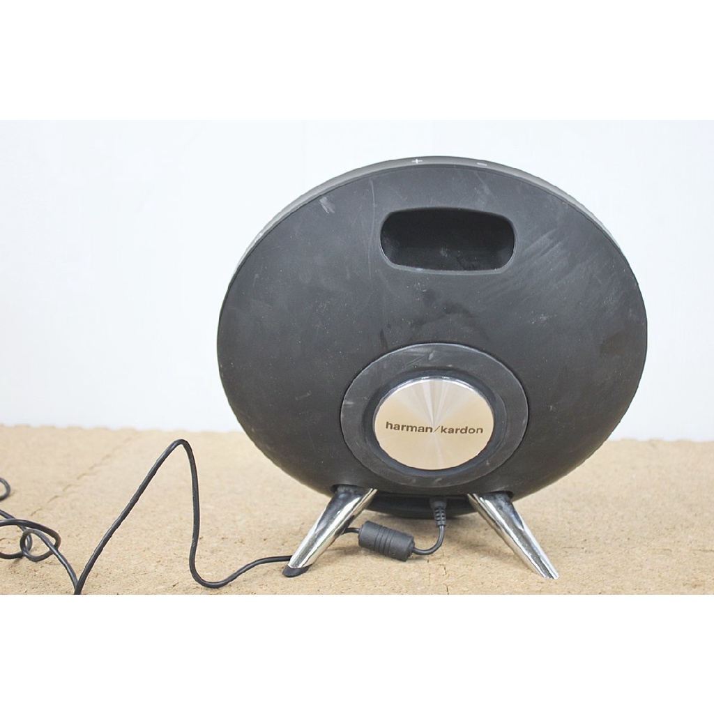 LOA HARMAN KARDON ONYX STUDIO