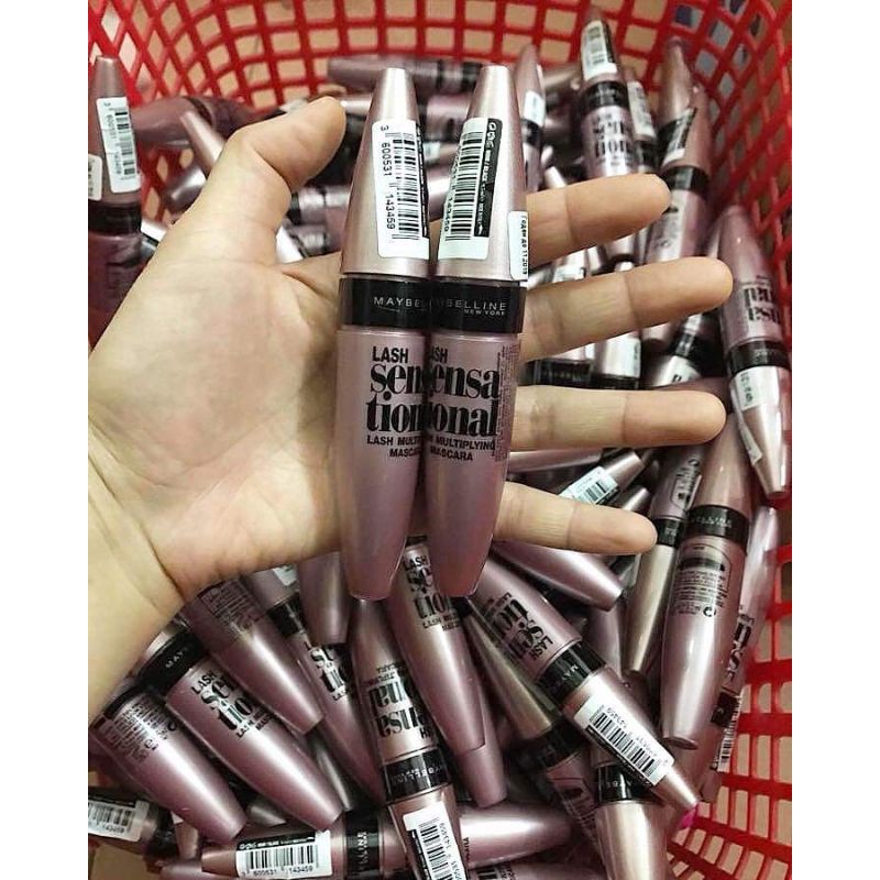 Mascara Maybeline hồng dài và cong mi