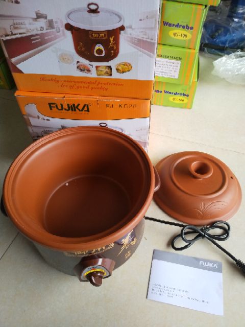 Nồi kho cá FuJiKa. FJ-KC25 ( NK Media) 2,5 lít