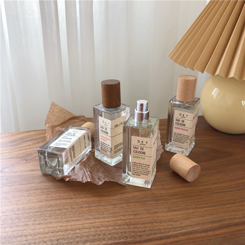 Xịt thơm Eau de cologne