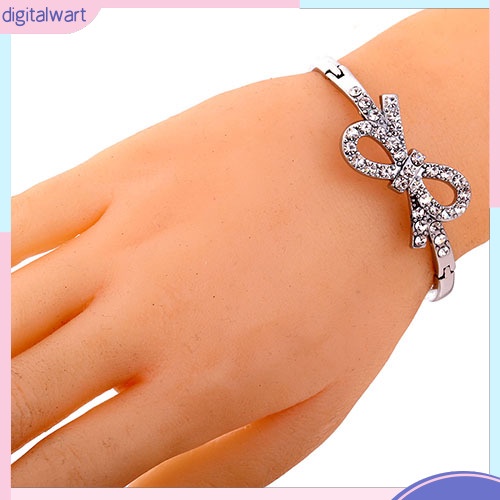 Vòng Đeo Tay Mạ Bạc Kiểu Dáng Thời Trang Thanh Lịch Dành Cho Nữ