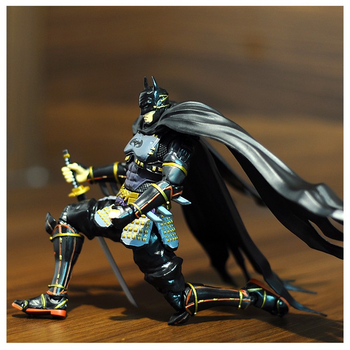 Mô hình SHF Batman Ninja DC Comics 16cm (BL)