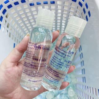 Nước rửa tay khô Thái Lan