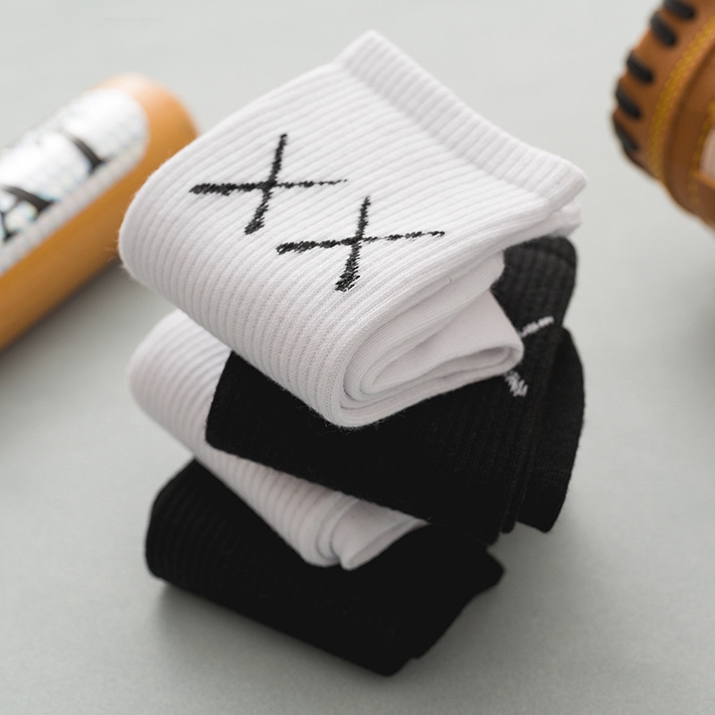 Vớ cotton tùy chọn màu sắc và họa tiết dễ thương phong cách đường phố